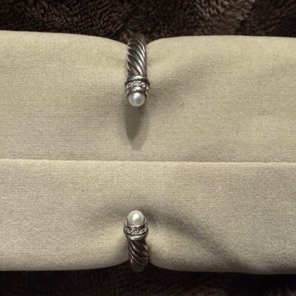 David Yurman Cable Classics Bracelet-Pearl Cuff with Diamonds - Picture 2 of 7